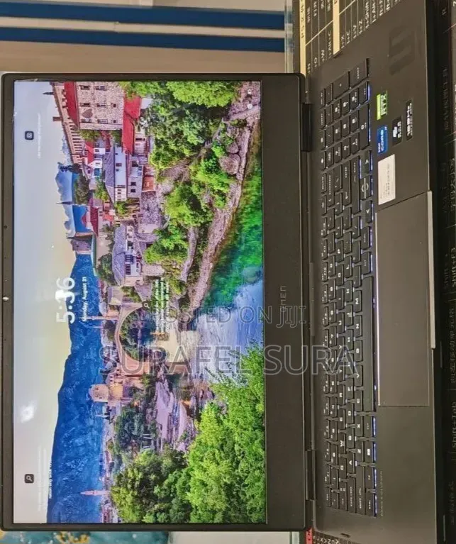 New Laptop HP Omen 16 16GB Intel Core i7 SSD 512GB