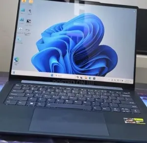 New Laptop Lenovo 16GB AMD Ryzen 7 SSD 512GB
