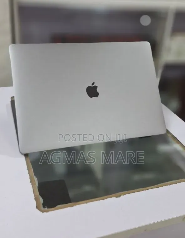 New Laptop Apple MacBook Pro 2019 64GB Intel Core i9 SSD 512GB