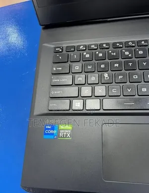 New Laptop MSI GP75 Leopard 16GB Intel Core i7 SSD 512GB