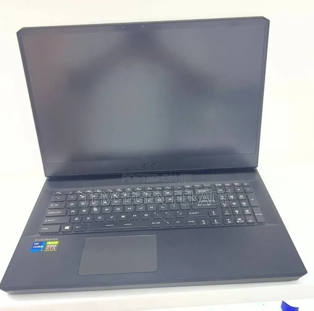 New Laptop MSI GP75 Leopard 16GB Intel Core i7 SSD 512GB