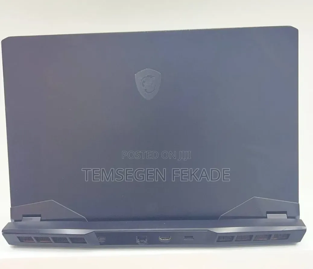 New Laptop MSI GP75 Leopard 16GB Intel Core i7 SSD 512GB