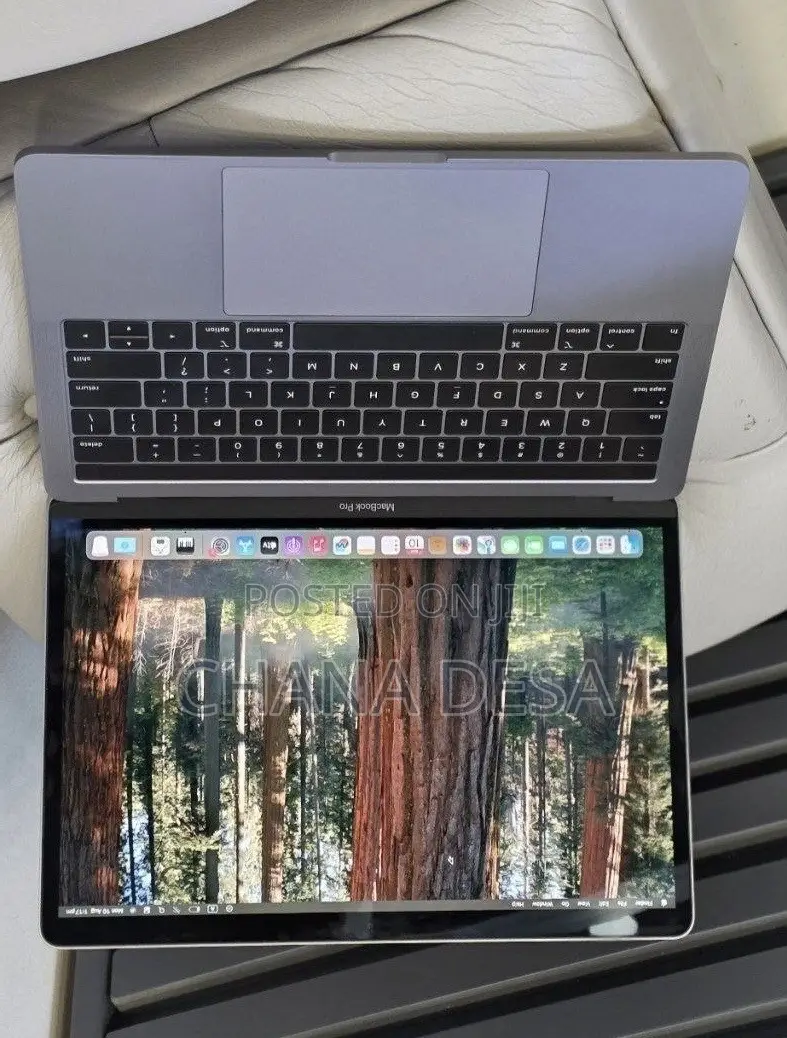 New Laptop Apple MacBook Pro 2019 16GB Intel Core i7 SSD 512GB