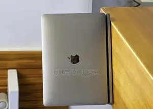 New Laptop Apple MacBook Pro 2019 16GB Intel Core i5 SSD 512GB
