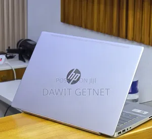 New Laptop HP Pavilion 15 8GB Intel Core i5 SSD 512GB