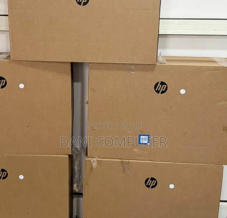 New HP 200 G4 22 All-in-One 8GB Intel Core i7 SSD 512GB