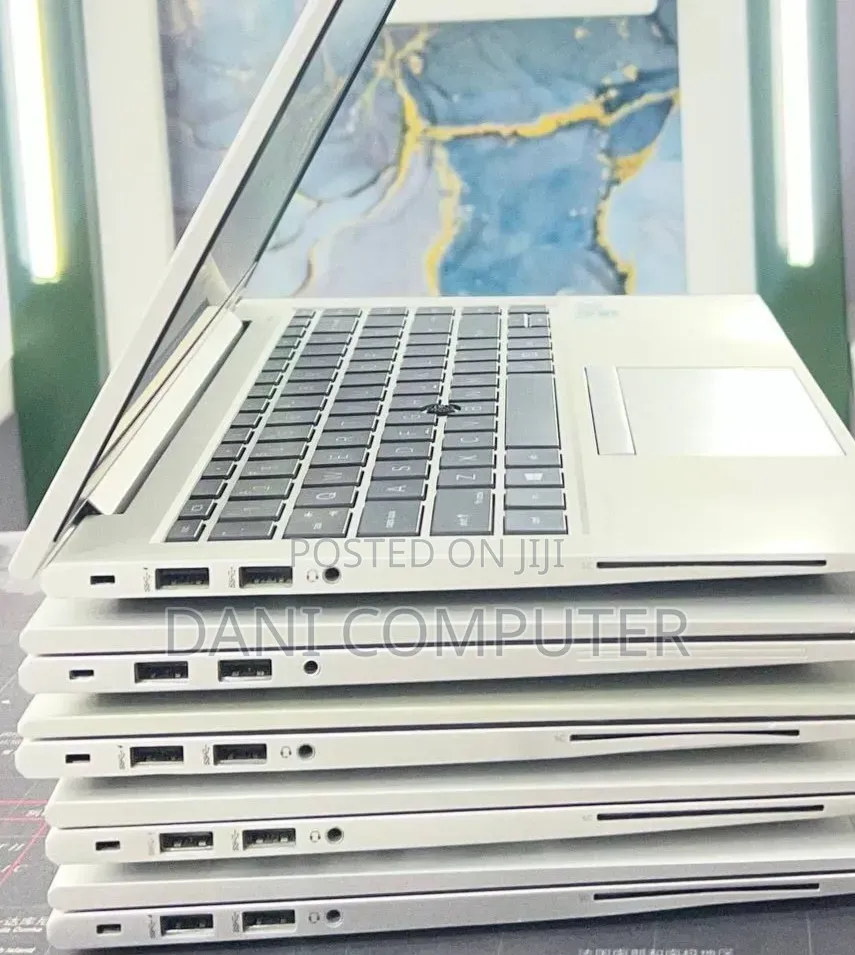 New Laptop HP EliteBook 840 G8 16GB Intel Core i7 SSD 512GB