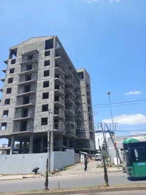 20bdrm Apartment in Yeka for sale
