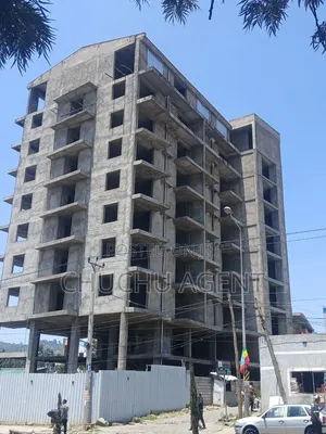 20bdrm Apartment in Yeka for sale