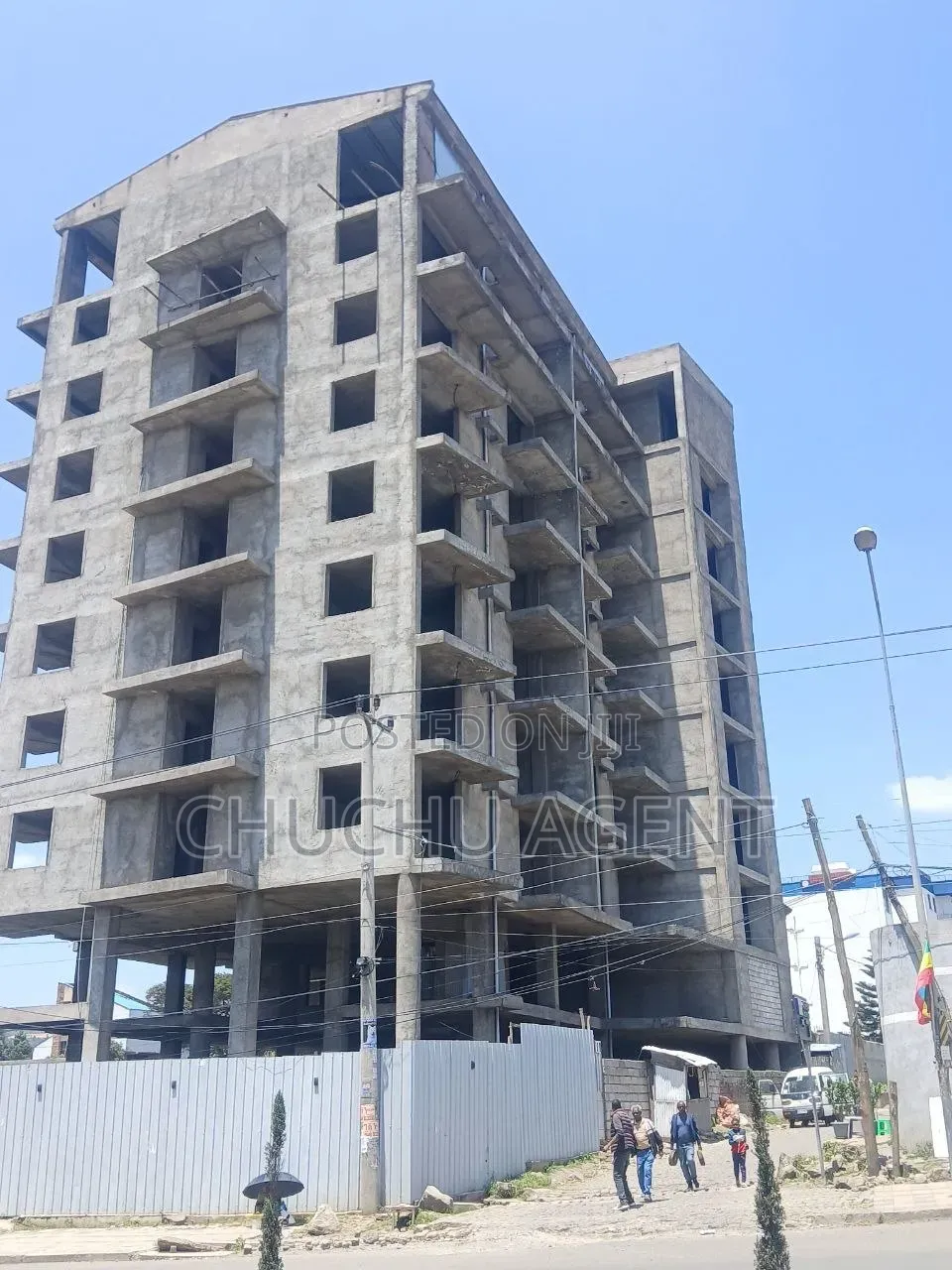 20bdrm Apartment in Yeka for sale