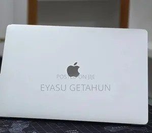 New Laptop Apple MacBook Pro 2017 16GB Intel Core i7 SSD 512GB