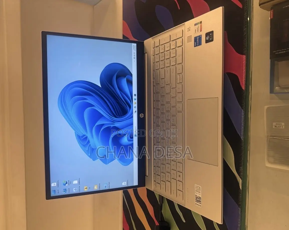 New Laptop HP 16GB Intel Core i5 SSD 512GB