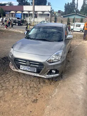 Suzuki Dzire 2022 Silver