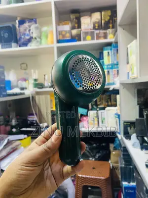 Lint Remover