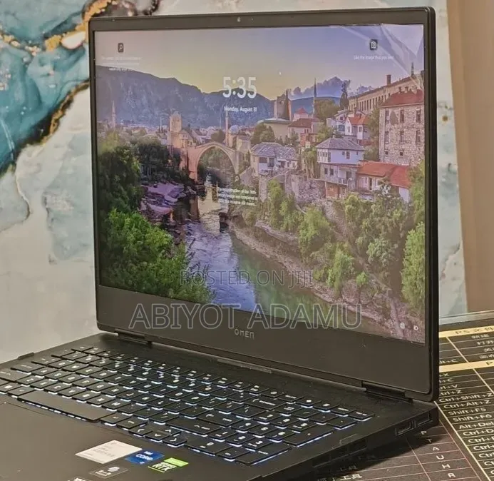 New Laptop HP Omen 16 16GB Nvidia SSD 512GB