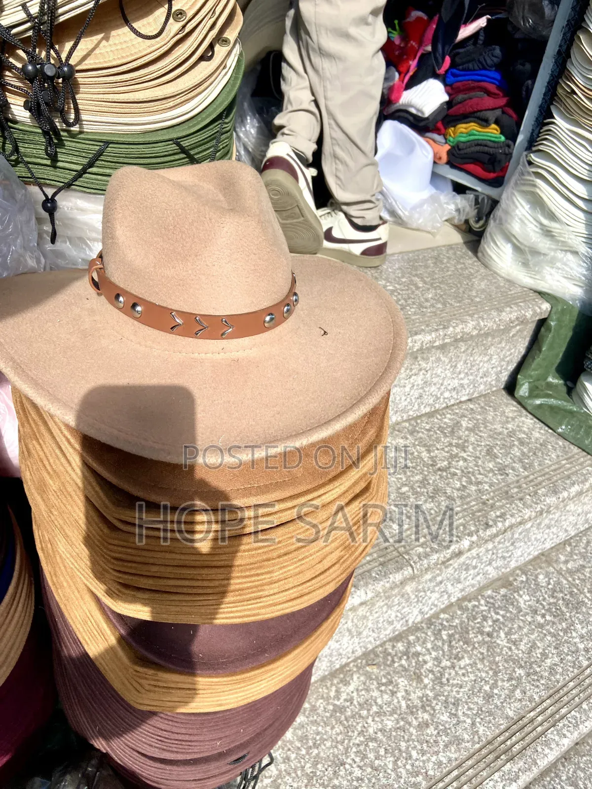Premium Tan Cowboy Felt Hat –
