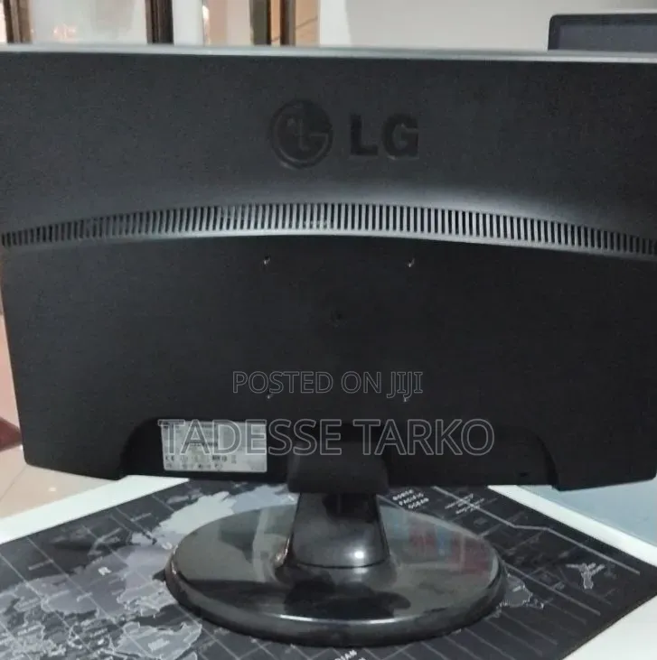 LG Moniter 21 Inch LG Moniter Good Condition