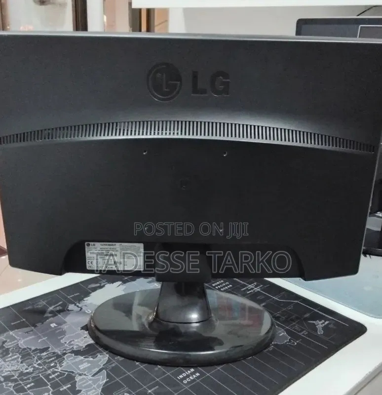 LG Moniter 21 Inch LG Moniter Good Condition