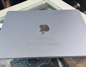 New Laptop Apple MacBook Air 2025 M4 16GB Apple M4 SSD 256GB