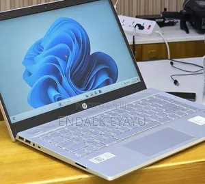 New Laptop HP Pavilion 14 8GB Intel Core i5 SSD 512GB