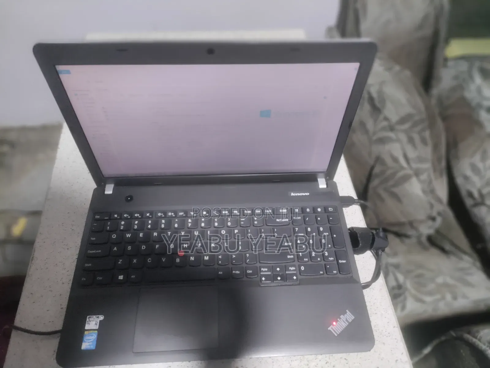 Laptop Lenovo ThinkPad Edge E540 4GB Intel Core i5 HDD 500GB