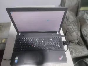 Laptop Lenovo ThinkPad Edge E540 4GB Intel Core i5 HDD 500GB