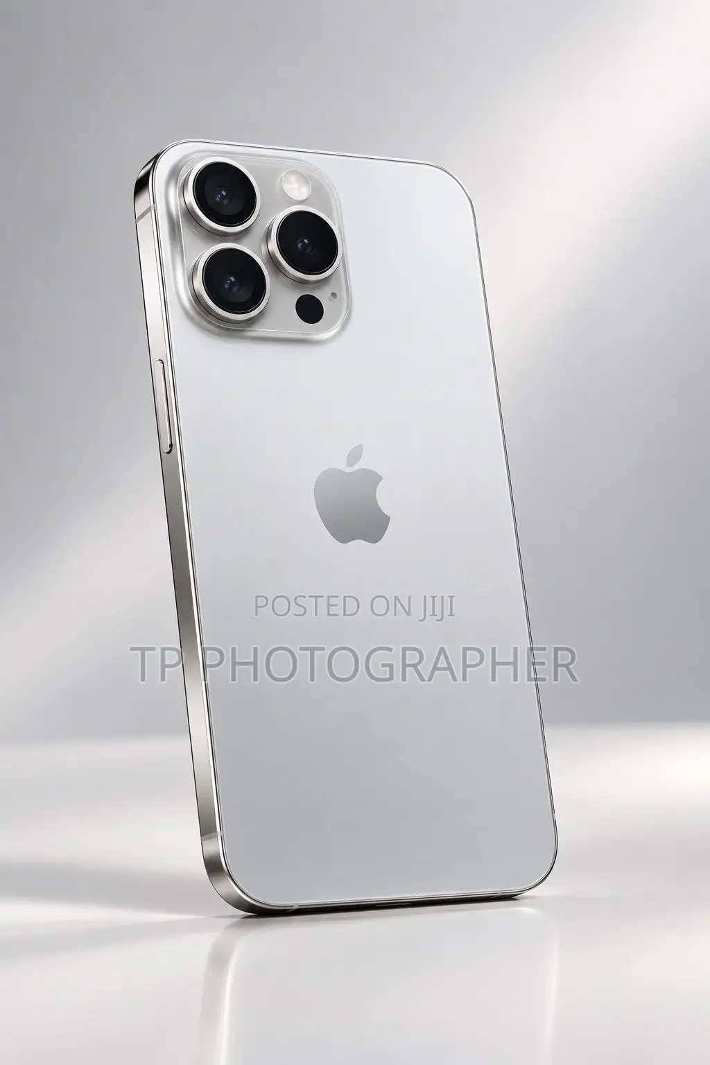 New Apple iPhone 16 Pro Max 256 GB Silver