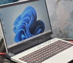 New Laptop Dell G15 5510 16GB AMD Ryzen 7 SSD 512GB