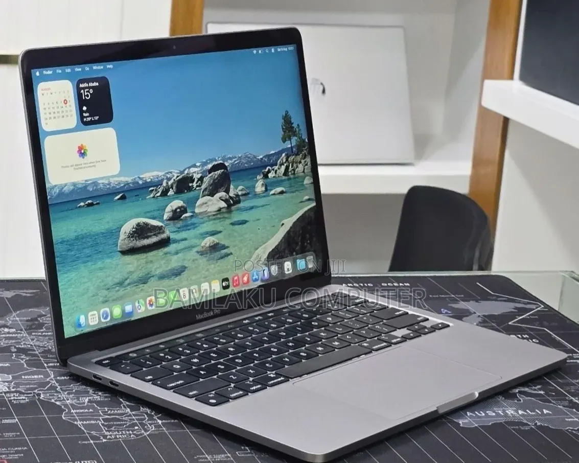 New Laptop Apple MacBook Pro 2022 M2 16GB Apple M2 SSD 256GB