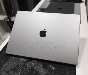 New Laptop Apple MacBook Pro 2024 M4 16GB Apple M4 Pro SSD 512GB