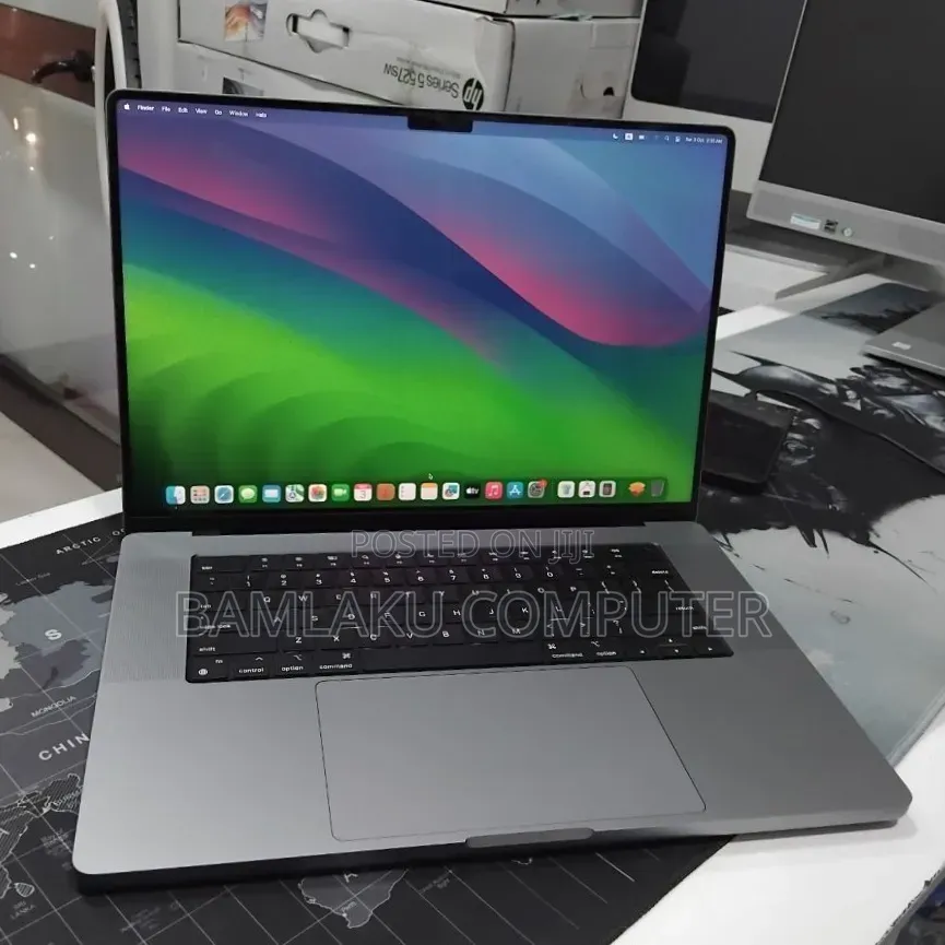 New Laptop Apple MacBook Pro 2021 M1 Max 32GB Apple M1 Max SSD 1T