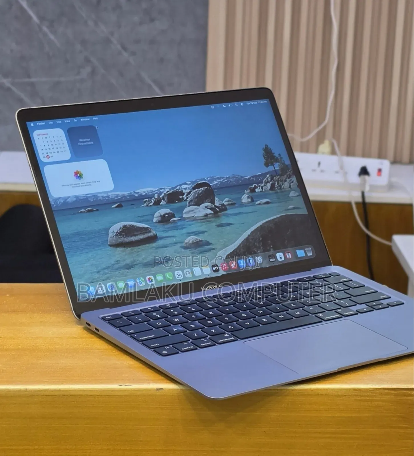 New Laptop Apple MacBook Air 2020 M1 16GB Apple M1 SSD 512GB