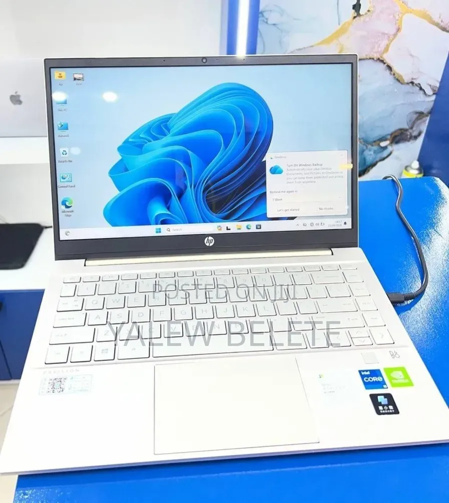 New Laptop HP Pavilion 14 16GB Intel Core i5 SSD 512GB