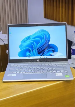 New Laptop HP Pavilion 14 8GB Intel Core i5 SSD 512GB
