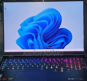 New Laptop Lenovo 16GB AMD Ryzen 9 SSD 1T