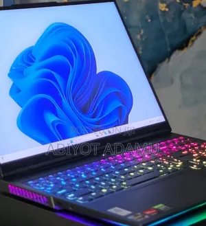 New Laptop Lenovo 16GB AMD Ryzen 9 SSD 1T