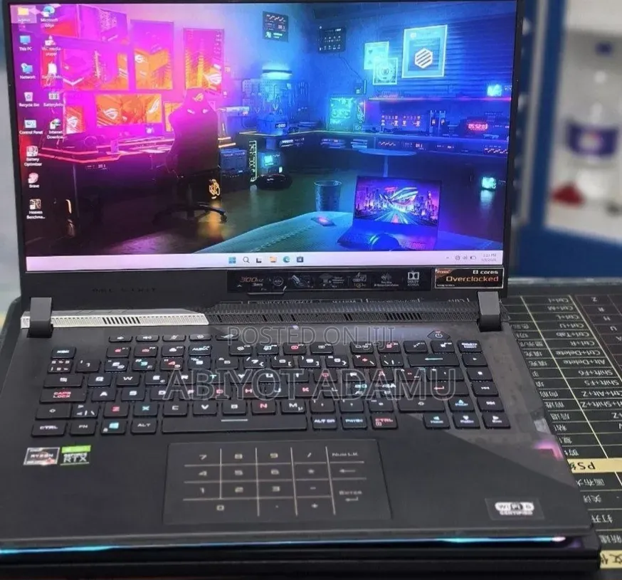 New Laptop Asus ROG Strix G15 16GB AMD Ryzen 9 SSD 1T