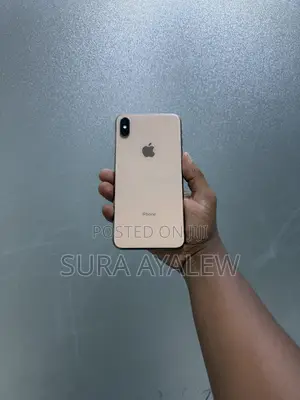 Apple iPhone XR 64 GB Gold