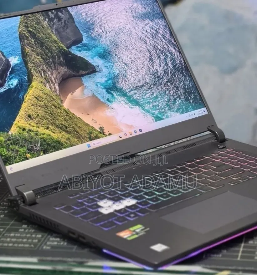 New Laptop Asus G71G 16GB AMD Ryzen 9 SSD 1T