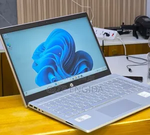 New Laptop HP Pavilion 14 8GB Intel Core i5 SSD 512GB