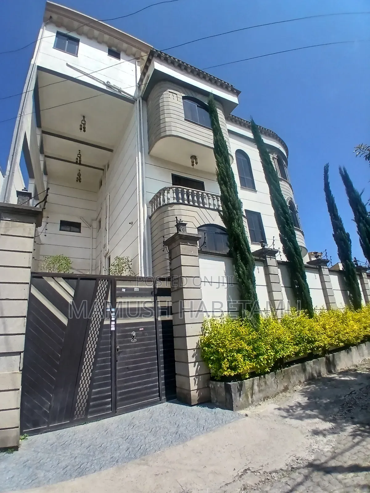 Furnished 12bdrm House in 450Square G+2 የግል, Nifas Silk-Lafto for sale