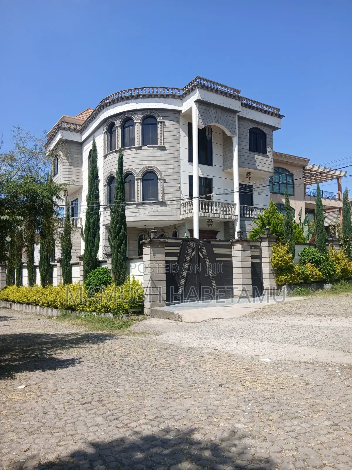 Furnished 12bdrm House in 450Square G+2 የግል, Nifas Silk-Lafto for sale