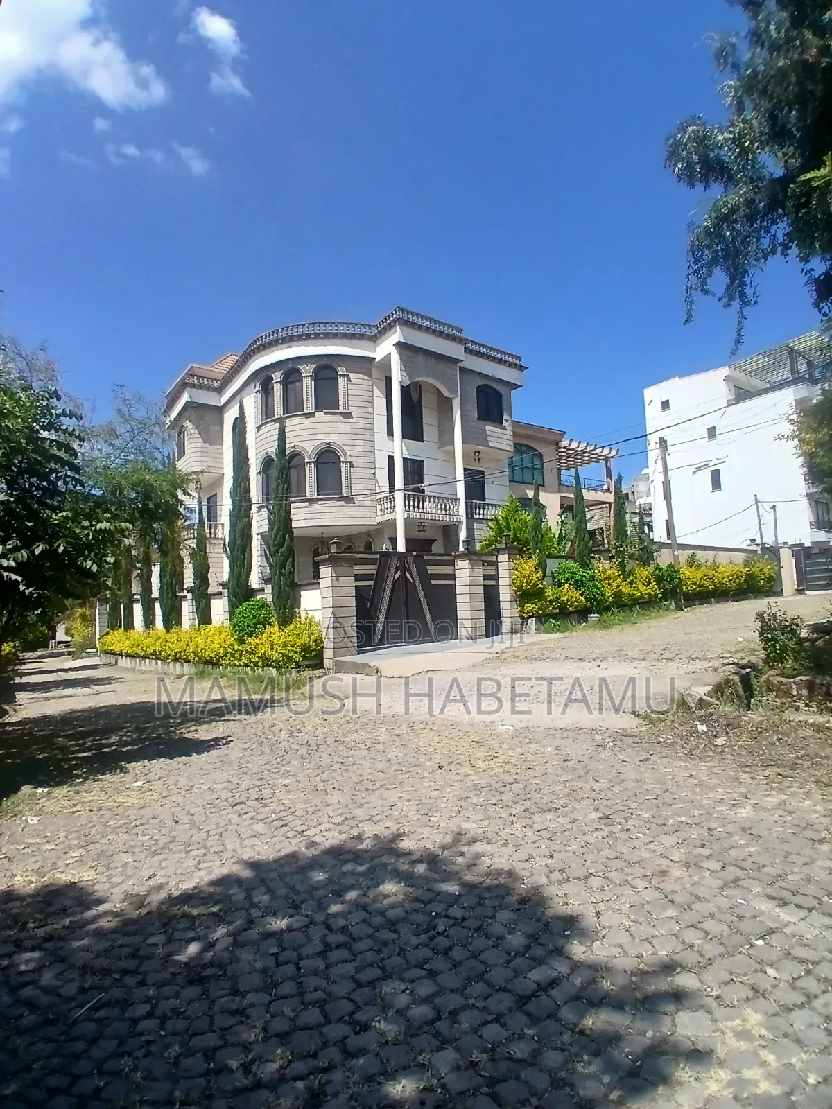 Furnished 12bdrm House in 450Square G+2 የግል, Nifas Silk-Lafto for sale
