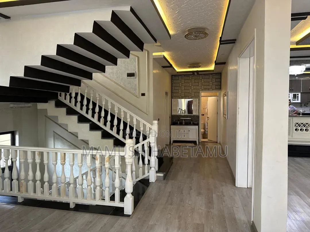 Furnished 12bdrm House in 450Square G+2 የግል, Nifas Silk-Lafto for sale