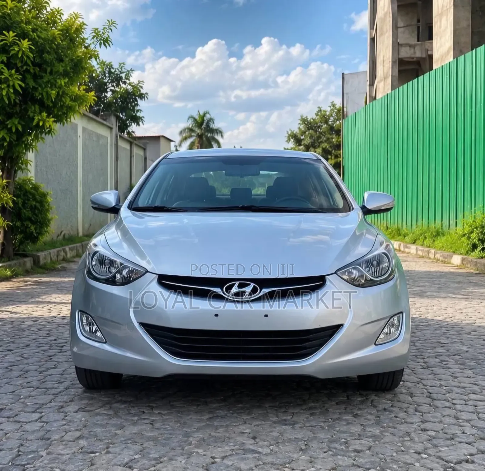 Hyundai Elantra 2012 Silver