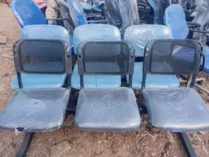 Office Chair የቢሮ ወንበሮችና ለድርጅቶች የሚሆኑ ወንበሮች በተለያዩ አይነት በብዙ አማራጮች