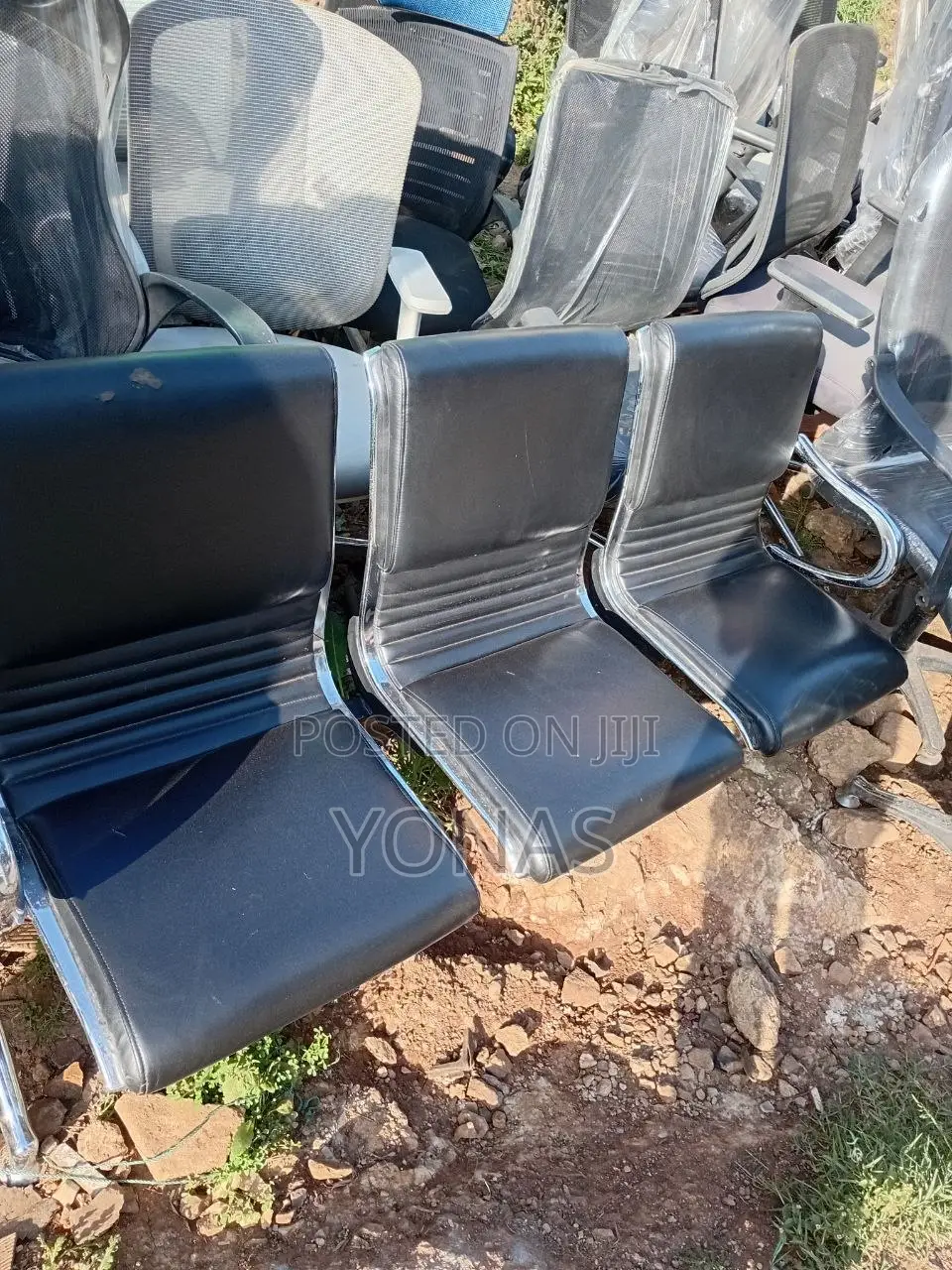 Office Chair የቢሮ ወንበሮችና ለድርጅቶች የሚሆኑ ወንበሮች በተለያዩ አይነት በብዙ አማራጮች