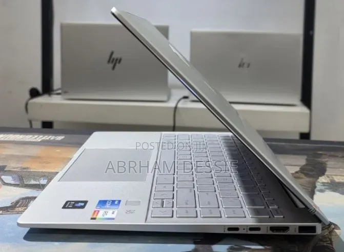 New Laptop HP 16GB Intel Core i5 SSD 512GB