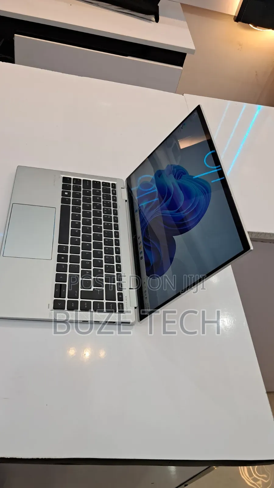 New Laptop HP EliteBook 1040 G8 16GB Intel Core i5 SSD 512GB