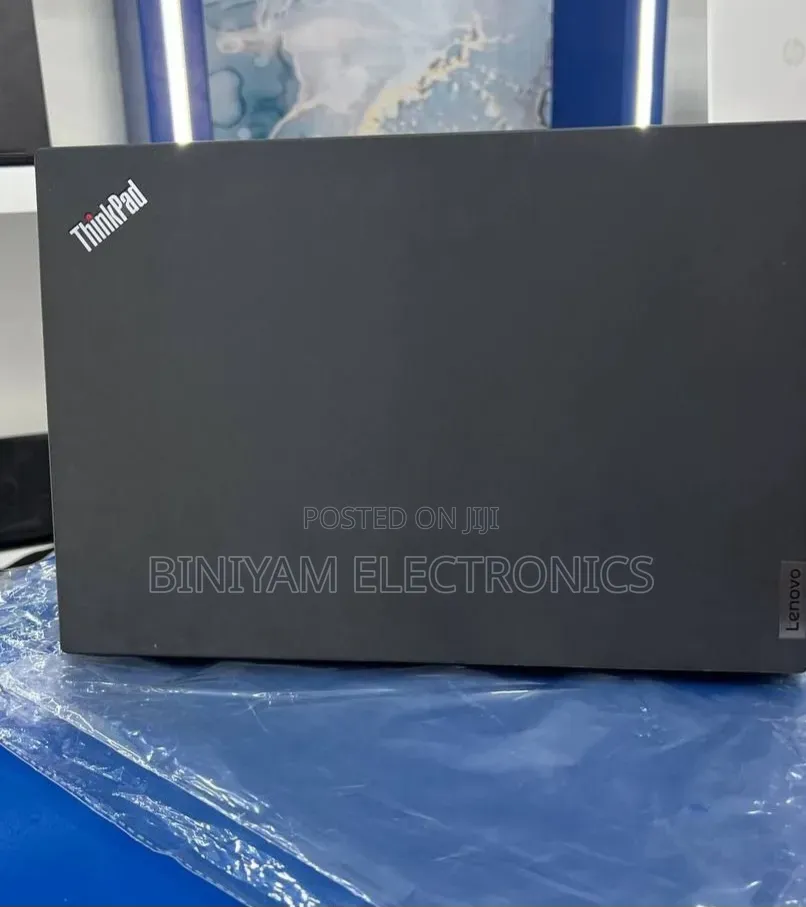 New Laptop Lenovo ThinkPad T14 G3 32GB Intel Core i7 SSD 512GB